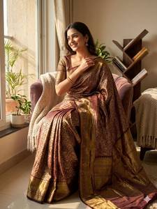 Sari de Seda Banarasi con Bordado Dorado Zari, Sari Tradicional Indio para Bodas, Sari de Diseño Étnico para Fiestas - Product Image 2