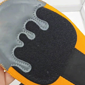 Fabrication en usine, design unique, service OEM, sacs à gants personnalisés avec logo imprimé, sacs à gants pour adultes, fabriqués au Pakistan - Product Image 3