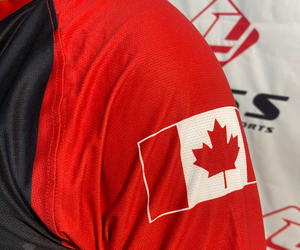 Ensembles d'uniformes de football pour hommes adultes, design personnalisé, 100% polyester, séchage rapide, respirant, haute qualité, manches courtes, impression personnalisée - Product Image 2