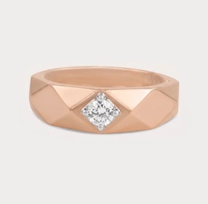 Bague pour homme en or rose 14 carats avec diamant de laboratoire rond brillant de 0,35 carat à facettes géométriques - Product Image 1
