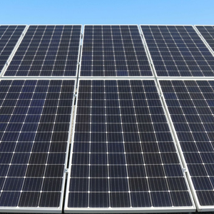 Panneau solaire monocristallin haute efficacité 550W, bifacial, type N, module PV TOPCon pour projets résidentiels et commerciaux sur toiture - Product Image 4