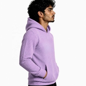 Sweat à capuche tricoté sur mesure pour homme, violet uni, côtelé, avec poches, style décontracté, coupe oversize, idéal pour l'automne - Product Image 3