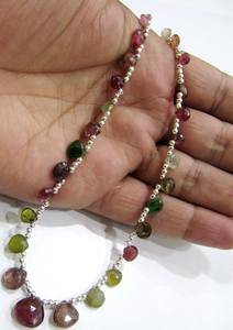 Collier de mariage à perles facettées multi-briolettes en forme de cœur, de 6 à 10 mm, graduées, longueur 16 pouces - Product Image 3