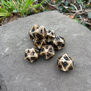 Fabricant OEM de dés en os personnalisés, dés en os polyédriques personnalisés pour jeux de société, jeux de rôle de table haut de gamme, artisanat naturel - Product Image 1
