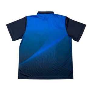 Polo deportivo transpirable para hombre, logotipo de sublimación personalizable, tela de secado rápido para gimnasio y uso diario - Product Image 6