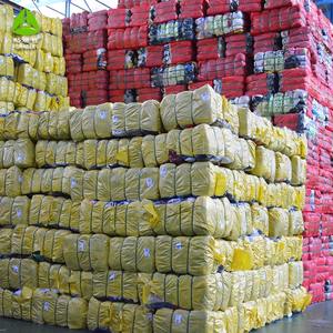 Venta al por Mayor de Abayas de Segunda Mano, Lote de Ropa Islámica para Mujeres Musulmanas, Paquete de Abayas, Hijabs y Jalabiyas Usadas, Exportación a Granel - Product Image 6