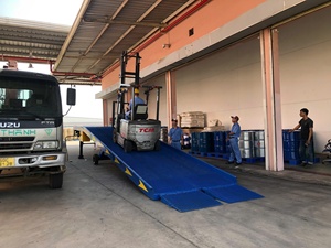 10 tonnes anti-dérapant en acier nervuré rampe de quai hydraulique pratique chariot élévateur cylindre combiné pompe à main 1 an de garantie noyau de moteur - Product Image 4