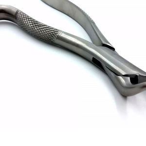 Forceps d'extraction dentaire manuels de qualité supérieure O.R Grade # Instruments chirurgicaux de haute qualité 18L avec dispositif de sécurité pour les molaires supérieures par Grip Surgical - Product Image 6