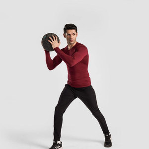 T-shirt de course à compression athlétique pour homme, coupe ajustée, polyester, séchage rapide, pour la gym, le sport et l'entraînement physique - Product Image 6