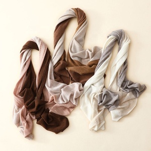 Bufandas Ligeras y Transpirables de Cachemira, Color Sólido, Largas, para Uso Diario de Mujeres, para Todas las Temporadas - Product Image 4