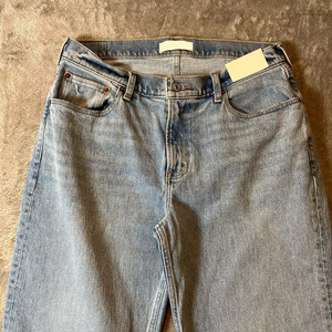 Pantalones vaqueros rectos de mezclilla para mujer, estilo Y2K, elegantes, con diseño de flores caladas de ganchillo, bolsillos con cremallera y botones, para verano 2026 - Product Image 3
