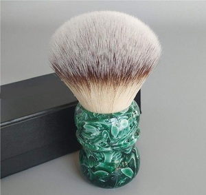 Dscosmetic Brosse à raser pour hommes avec manche en résine synthétique Jade G7 de 30 mm - Product Image 2
