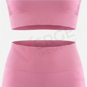 Ensemble 2 pièces de yoga pour femme, bleu marine côtelé, composé d'un crop top à manches longues et d'un short taille haute, avec décolleté carré et bretelles spaghetti - Product Image 5