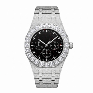 Montre Iced Out en cristal, 10 carats de diamants de laboratoire EF VVS VS, finition en acier inoxydable plaqué or jaune 14K, style streetwear bling - Product Image 4