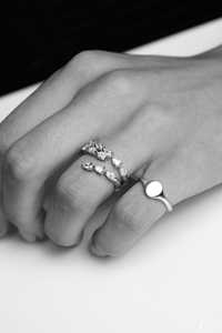 Anillos de Sello Ovalados de Oro Sólido de 14k y 18k, Personalizados con Grabado, Monograma Inicial Personalizado, Banda Minimalista para Uso Diario, Joyería Fina - Product Image 6