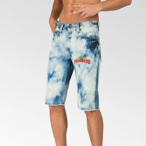 กางเกงยีนส์ขาสั้นลำลองผู้ชายแบบขายส่ง OEM ผ้าเดนิมฟอก ทรงหลวม ไซส์ใหญ่ เป็นมิตรกับสิ่งแวดล้อม ลายเรียบ คุณภาพสูง ปรับแต่งขนาดได้ - Product Image 1