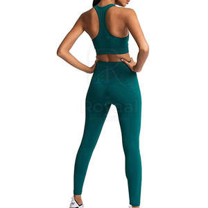 Ropa de Gimnasio y Fitness para Mujer, Conjuntos de Yoga, Nuevo Estilo, Hecho en Pakistán, Conjunto de Yoga Ligero para Mujer - Product Image 3