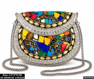 Bolso de Mano Étnico Hecho a Mano con Mosaico, Adorno de Botones, Forro de Satén y Correa de Cadena Metálica - Product Image 6