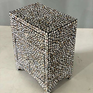 Table à tiroirs en os incrusté de la marque ILAHI, design moderne, détails en agate, rangement à trois niveaux, meuble portable pour la maison - Product Image 1