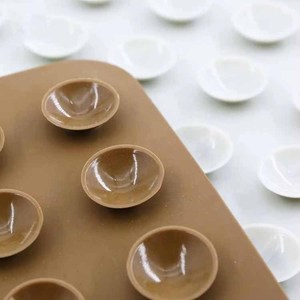 Alfombrilla de silicona para lamer con diseño original y patrón personalizado de Trusted Factory, ayuda para comer lentamente, ideal para viajes, con informes de prueba. - Product Image 3