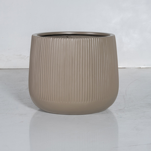 Juego de Macetas Decorativas Modernas para Jardín Hieta, de Fibra de Piedra, Color Verde Salvia, Cilíndricas Acanaladas, 4 Tamaños, para Uso en Interiores y Exteriores - Product Image 2