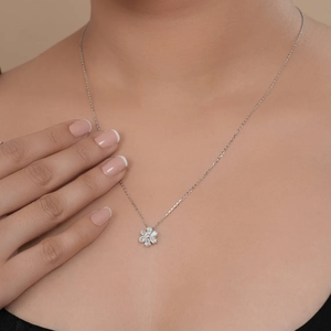 Collier pendentif en diamant de laboratoire floral, avec pendentif fleur inspiré de la nature, chaîne réglable en or massif, bijou élégant - Product Image 3