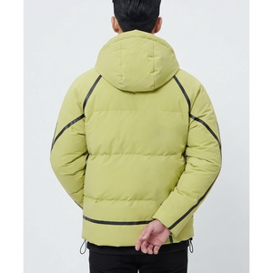 Veste matelassée à capuche pour homme, vert lime, coupe-vent, fermeture éclair, manteau d'hiver décontracté, rembourrage épais en polyester avec passepoil noir - Product Image 3