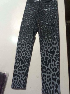 Leggings Deportivos Personalizados con Paneles de Malla para Hombre, Leggings Térmicos de Alta Calidad con Cintura Elástica, Ecológicos y Antibacterianos para Yoga - Product Image 3