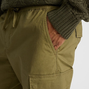 Pantalon cargo jogger pour homme de haute qualité personnalisé, en coton, extensible, coupe slim, avec poches holster, pantalon de travail multi-poches - Product Image 4