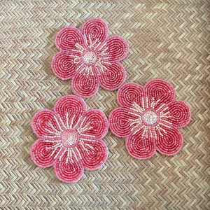 Broche de Alta Costura Hecho a Mano con Cuentas, Diseño de Bordado, Ecológico, para Decoración de Ropa Femenina, Atuendos Elegantes - Product Image 6