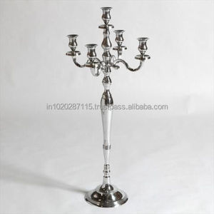 Candélabre en métal de style français pour décoration de table de mariage d'inspiration vintage avec lueur de bougie - Product Image 2