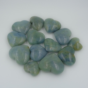 Cœur de cristal d'aigue-marine naturelle Chakralume, poli à la main, pierre précieuse bleue pour la méditation, le Reiki, la guérison énergétique des chakras, la spiritualité et la décoration intérieure - Product Image 3