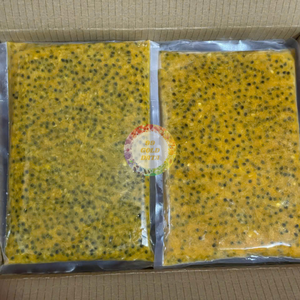 Pulpe de fruit de la passion surgelée IQF de qualité supérieure, en vrac, avec conservation dans la saumure, pour smoothies, jus, desserts et usage culinaire - CARYLN - Product Image 5
