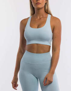 ZULARI IMPEX Soutien-gorge de sport sans manches sans couture couleur unie ajusté pour femme en coton avec fermeture éclair 2-en-1 - Product Image 2
