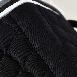 Tapis de dressage anatomique Performance pour l'équitation, avec gestion de l'humidité et finition en velours doux, pour un confort optimal de la colonne vertébrale du cheval - Product Image 6