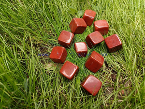 Pierre de cristal de jaspe rouge naturel, bloc carré poli, pierre précieuse de guérison pour la méditation Reiki, décoration de la maison, cadeau - Product Image 5