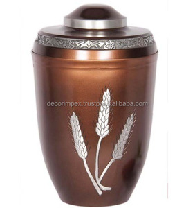 Urna de cremación para cenizas con mariposas doradas | Urna de cremación de aluminio fundido para cenizas con mariposas doradas - Product Image 3