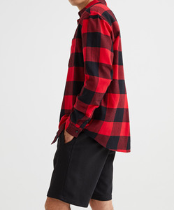 เสื้อเชิ้ตผู้ชายผ้าซาตินแขนยาวสไตล์ลำลองโอเวอร์ไซส์สำหรับฤดูใบไม้ผลิ/ฤดูร้อน เหมาะสำหรับใส่ทำงาน ติดกระดุม - Product Image 4