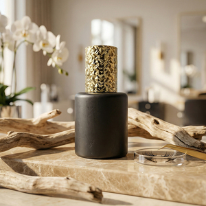 กาวติดขนตาชนิด SS จาก SSM CHEMICAL สำหรับ OEM & ODM แบรนด์ส่วนตัว ติดทนนาน 7 สัปดาห์ และแห้งเร็ว - Product Image 1