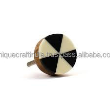 Boutons en bois d'acacia personnalisés de style moderne pour la maison et les armoires de cuisine et commodes - Product Image 5