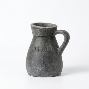 Vase-pichet Rustique en Terre Cuite Gris Foncé Roso S, Urne Décorative en Céramique Faite à la Main pour Table, Vente en Gros - Product Image 1