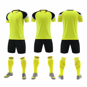 Conjunto de Uniforme de Fútbol Personalizado con Logotipo, Uniforme de Entrenamiento Transpirable 2025 de la Mejor Calidad, Manga Corta, Talla Grande - Product Image 3