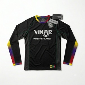 Chemise de compression respirante à séchage rapide avec impression numérique personnalisée pour hommes |   Protection UV pour BJJ, MMA et Surf |   VINOR - Product Image 1