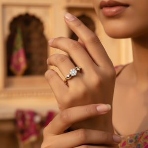 Anillo de Oro de 10k Hecho a Mano, Diseño Personalizado, Anillo de Compromiso con Diamantes Cultivados en Laboratorio VVS1 con Diseño Floral para Mujer - Product Image 4