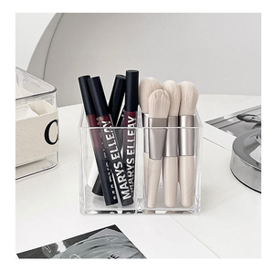 Último diseño, organizador acrílico de 2 compartimentos para brochas de maquillaje y contenedor de almacenamiento para lápices labiales brillantes, para usar en el tocador. - Product Image 1