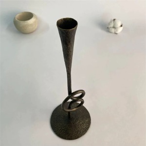 Portavelas Espiral de Metal Forjado Hecho a Mano de Alta Calidad, Exhibidor de Velas de Mesa, Portavelas Decorativo de Metal de Lujo para H - Product Image 6