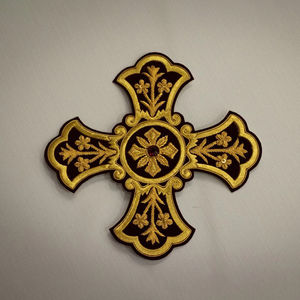 Mejor Oferta: Insignia de Tela de Sarga Bordada a Mano Personalizada de Alta Calidad, Insignia de Blazer Bordada con Hilo Metálico para Coser, Uniformes con Diseño de Corazón - Product Image 1