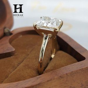 แหวนเพชรทรงเจ้าหญิงแบบคลาสสิก เพชรเพาะเลี้ยงในห้องปฏิบัติการ ทองคำ 14K 18K สีเหลือง แหวนเพชรเม็ดเดี่ยวแบบสี่ขา ทรงสี่เหลี่ยมเพชรเจียระไนแบบเหลี่ยม - Product Image 6