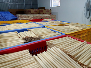 Pailles à boire en bambou durables, réutilisables, biodégradables et écologiques de 200 mm pour les voyages, le camping, les cafés, les plats à emporter et la restauration - Product Image 6