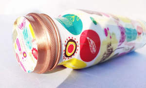 Botella de Agua de Cobre con Diseño de Lujo, para Bebidas Ayurvédicas, Ideal para el Hogar, la Oficina y Viajes - Product Image 2